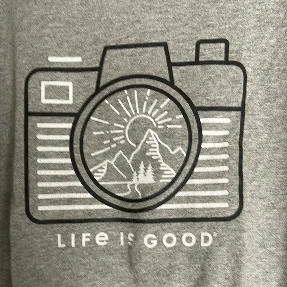 Life is Good Gray Graphic T-Shirt. Large